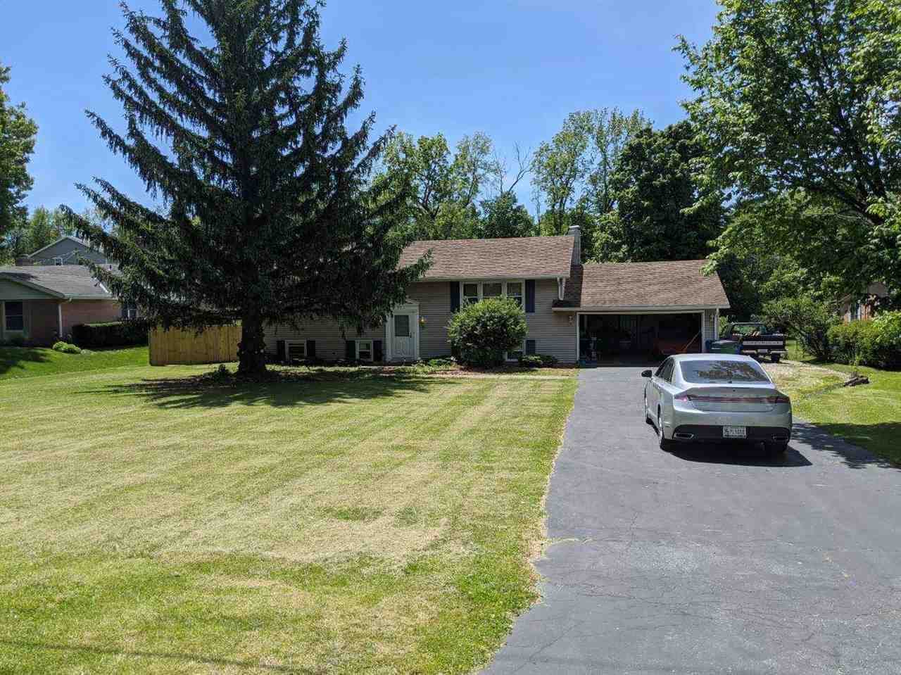 Property Photo:  3211 Backmeyer Road  IN 47374 