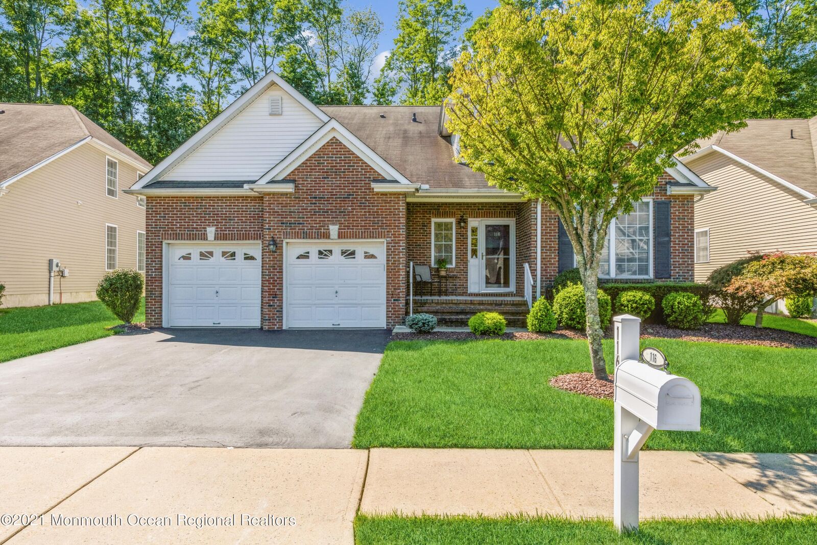 Property Photo:  116 Scarborough Way  NJ 07746 