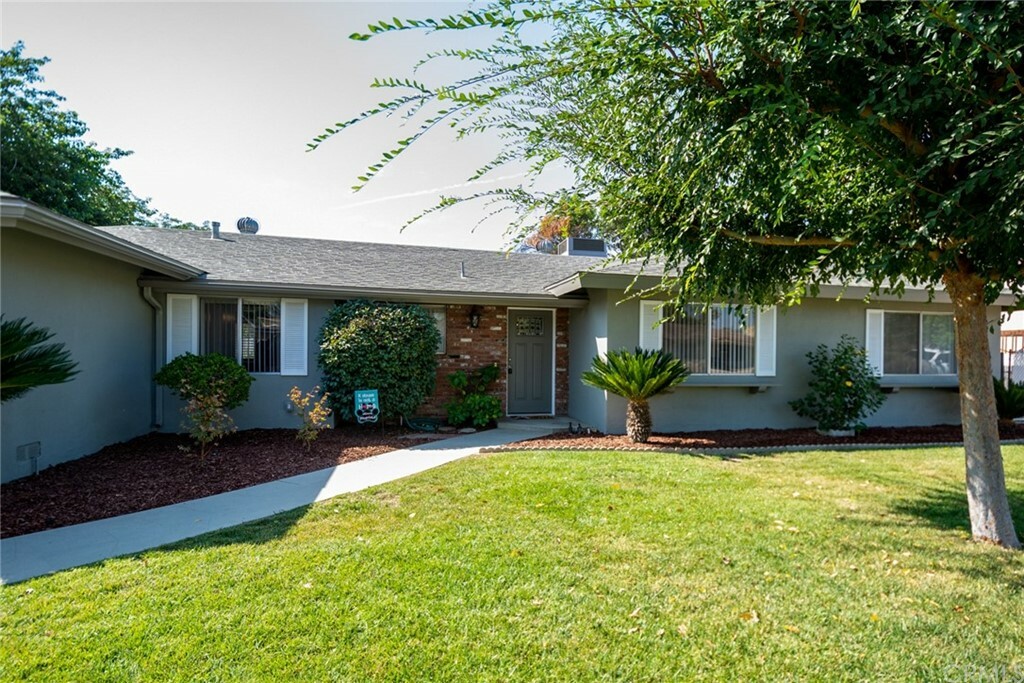 Property Photo:  41181 Jamaica Lane  CA 92544 