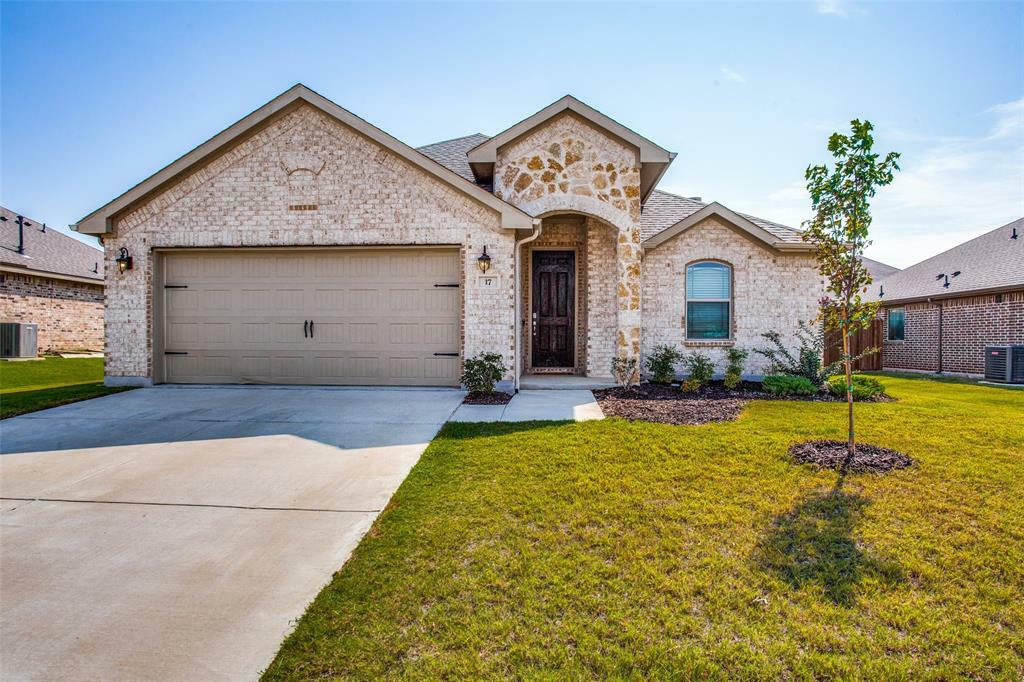 Property Photo:  17 Mockingbird Lane  TX 76266 