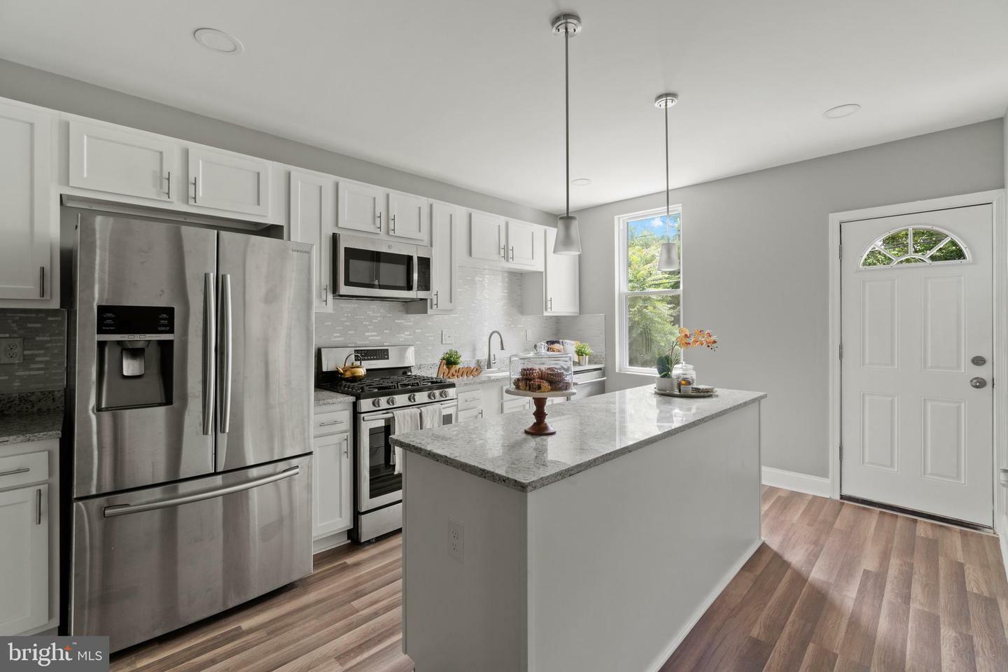 Property Photo: 1521 Carswell Street MD 21218