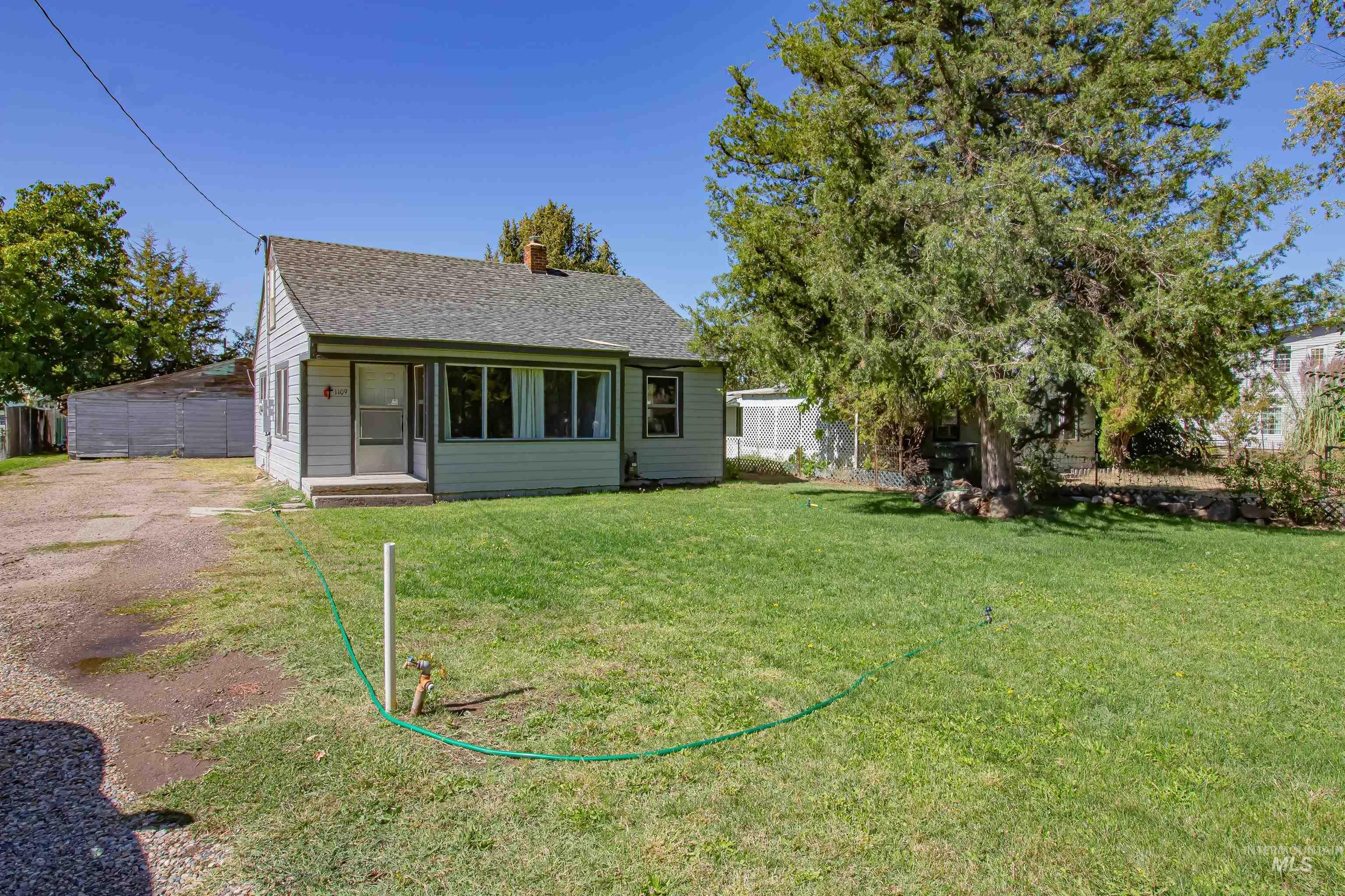 Property Photo:  1109 N 9th Street  ID 83661 