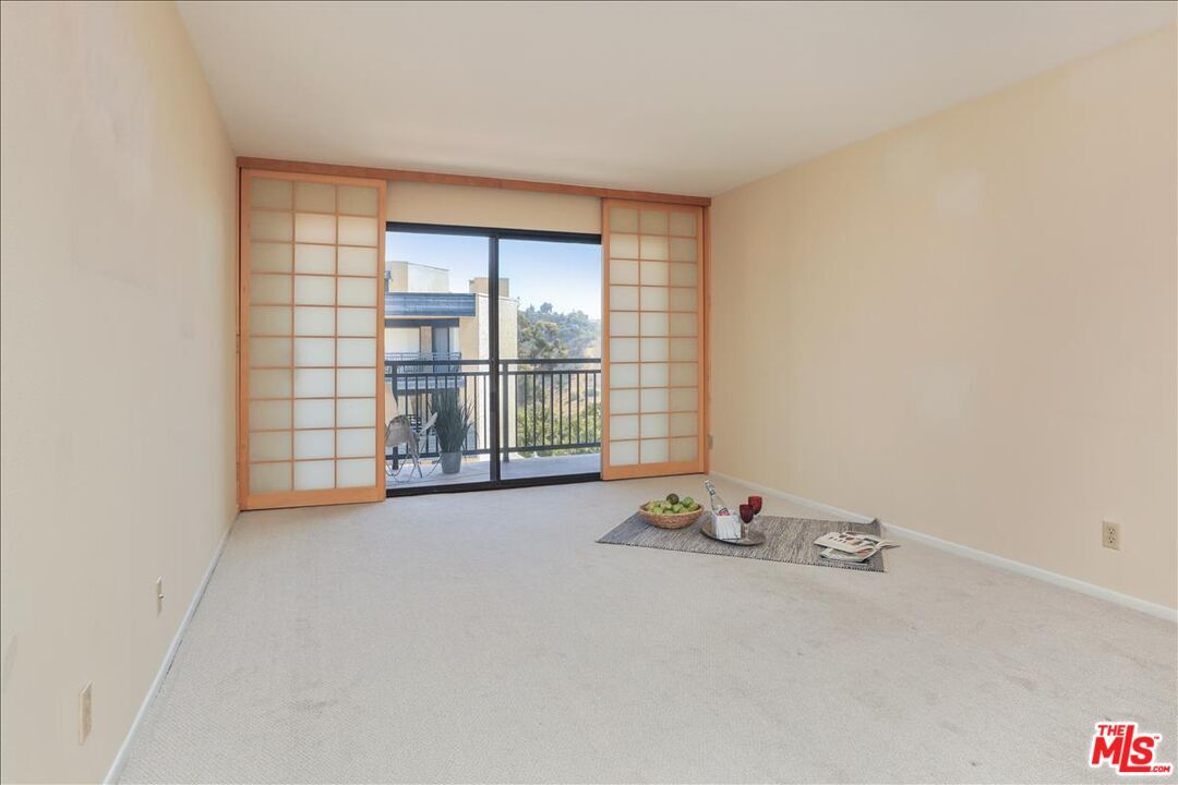 Property Photo:  4589   Via Marisol 352  CA 90042 