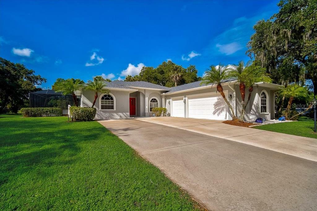 Property Photo:  4320 Brandywine Drive  FL 34241 