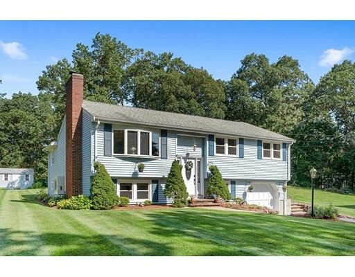 Property Photo:  59 Pinewood Ave  MA 01821 