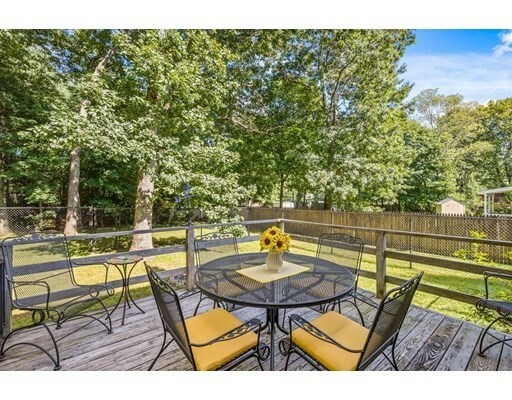 Property Photo: 7 Roberta Rd MA 02067