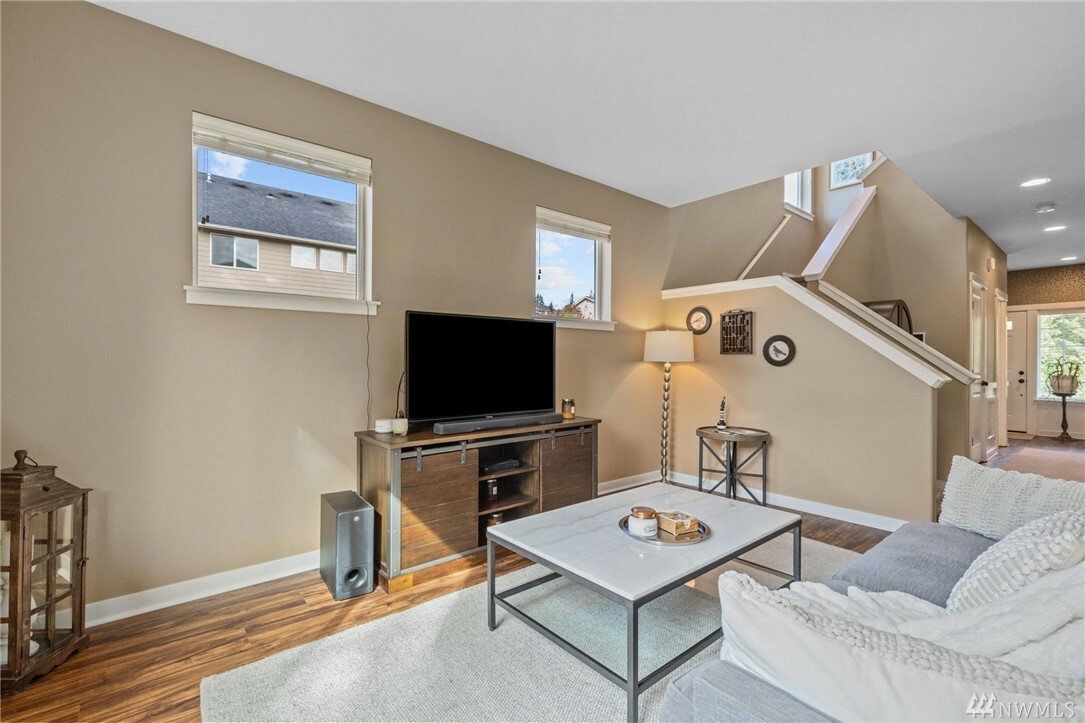 Property Photo: 22867 SE 263rd St WA 98038