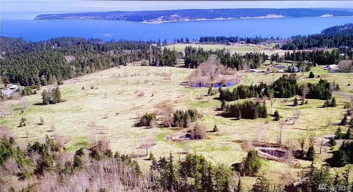 Property Photo: 611 Old Gardiner Rd WA 98382