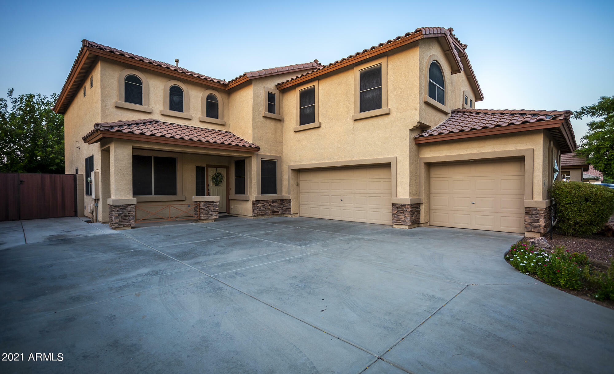 Property Photo: 9644 W Orchid Lane AZ 85345