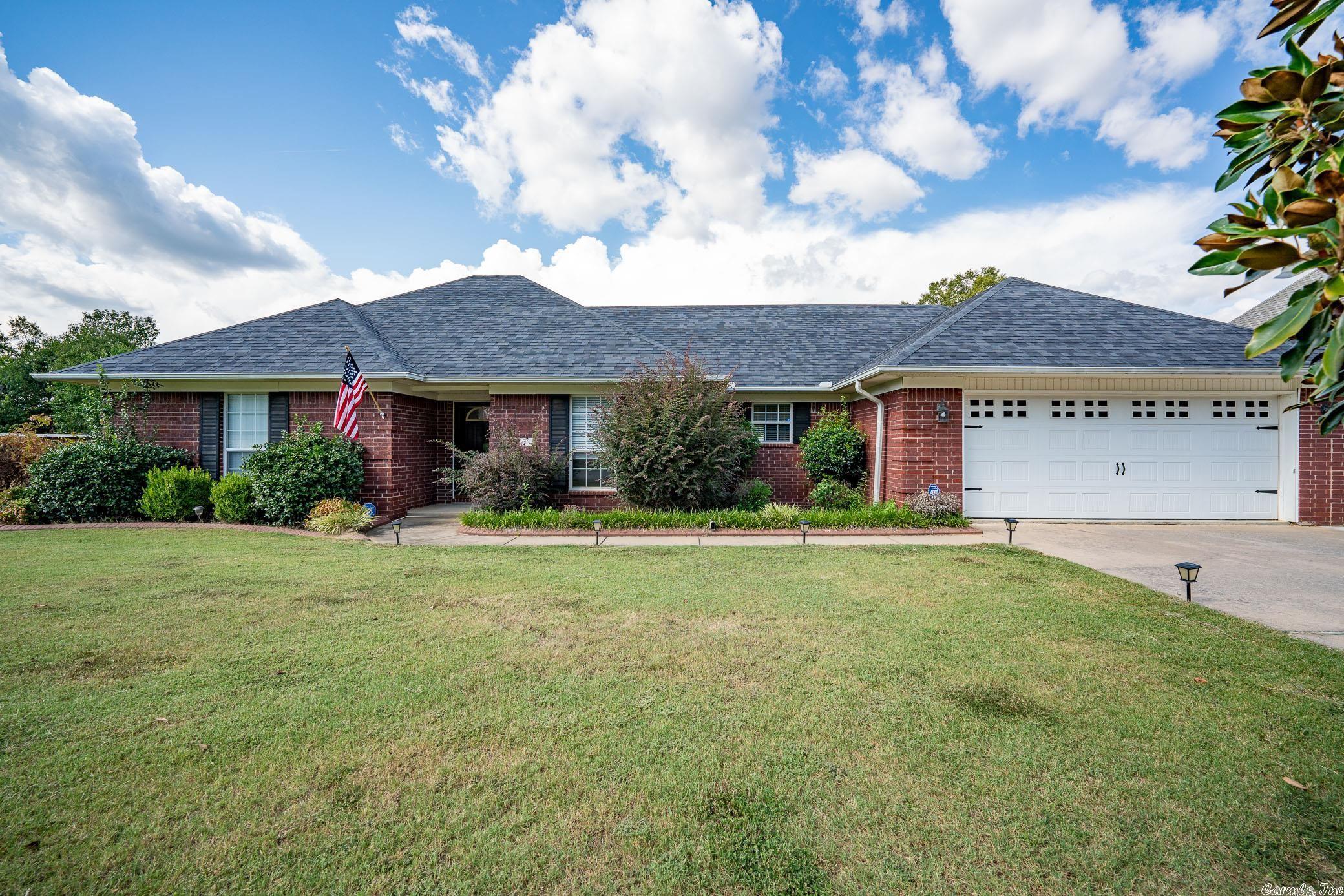 Property Photo: 56 Magness Creek Drive AR 72023