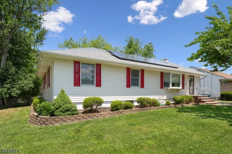 Property Photo: 21 Blake Dr NJ 07066