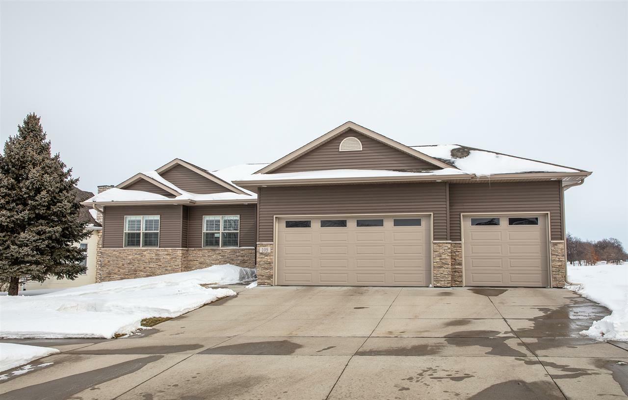 Property Photo:  109 Augusta Lane  IA 50677 