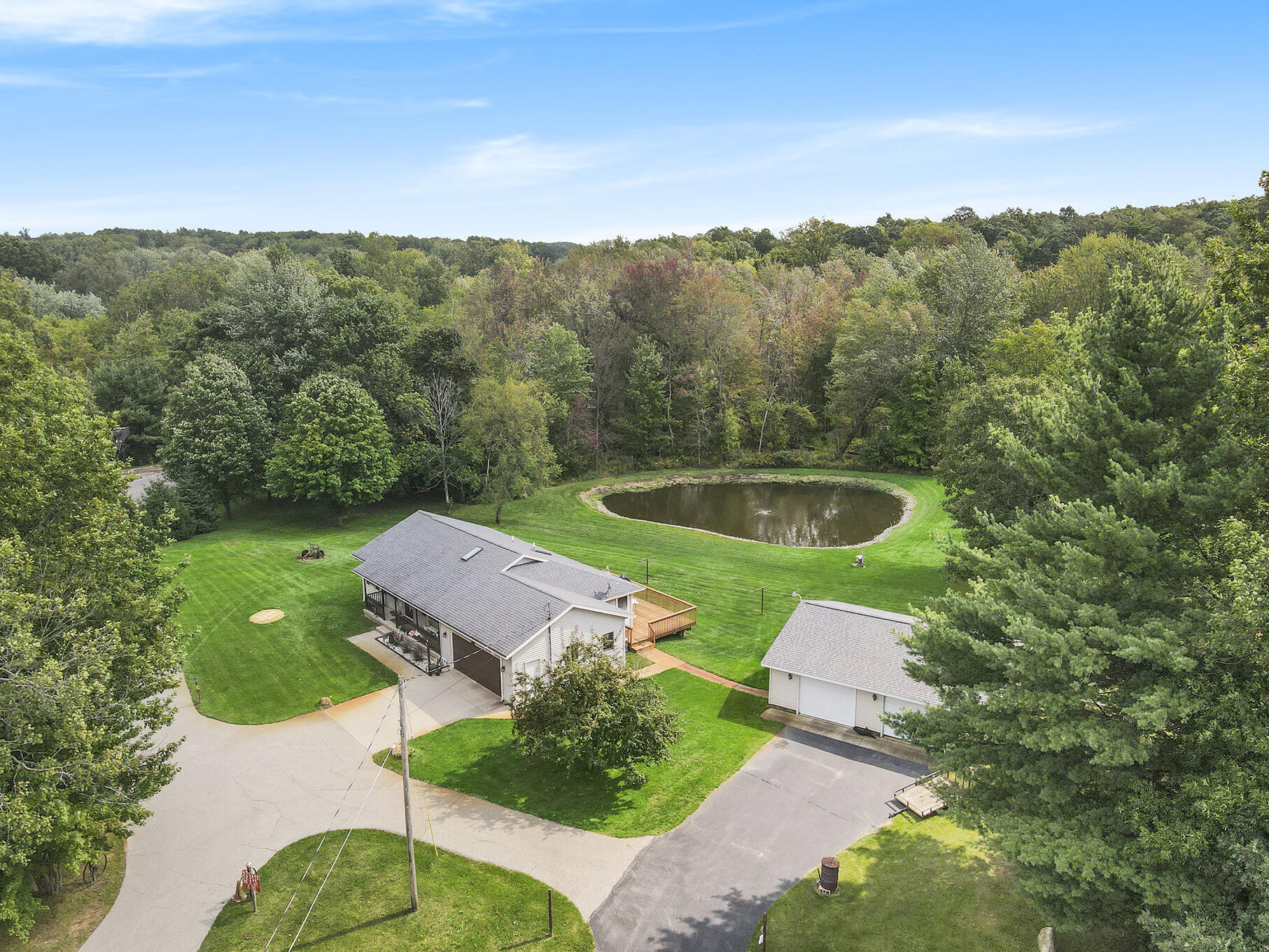 Property Photo: 6810 17 Mile Road NE MI 49319