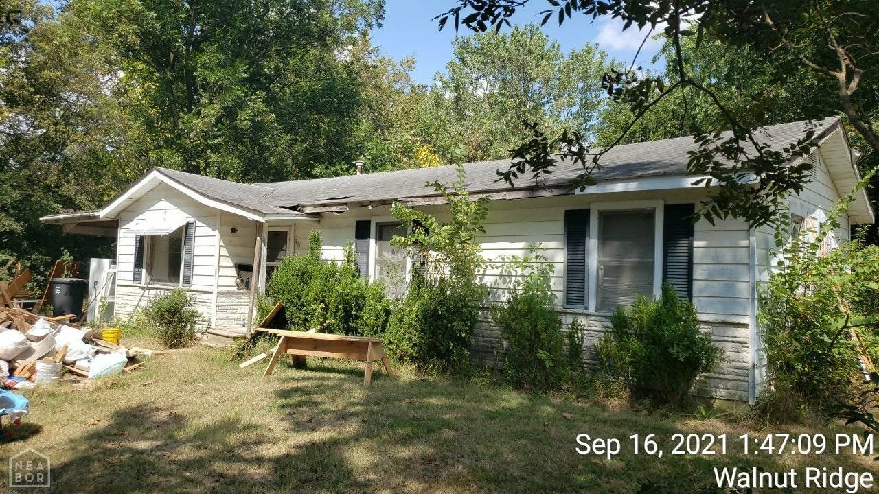 Property Photo:  501 E Gum Street  AR 72476 