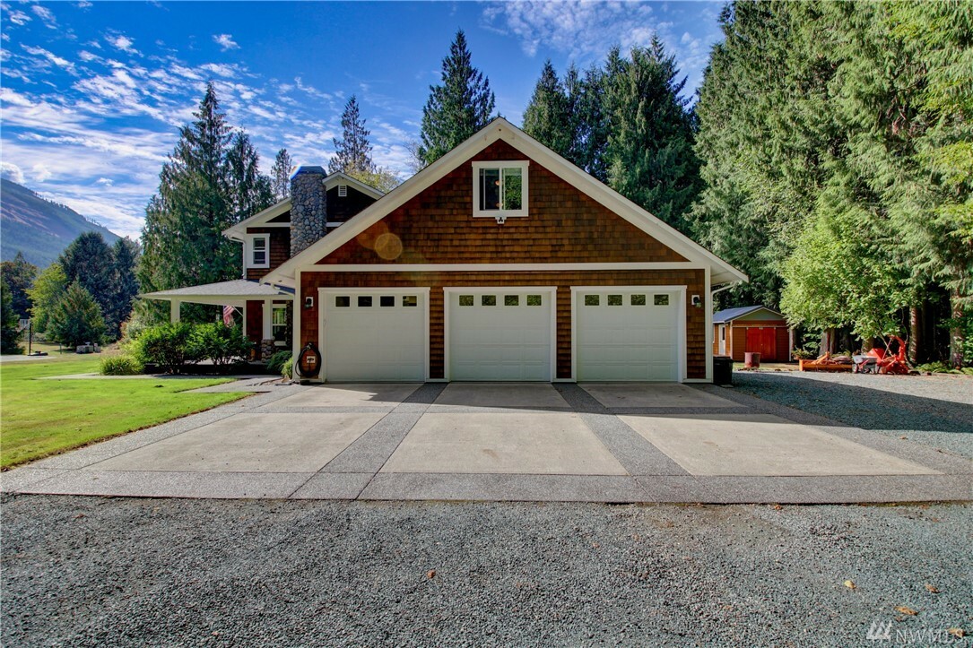 Property Photo:  37909 Theo Lane  WA 98237 