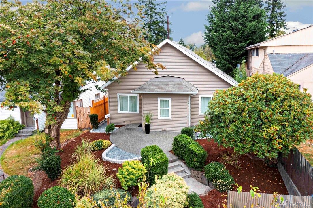 Property Photo:  7910 20th Ave SW  WA 98106 