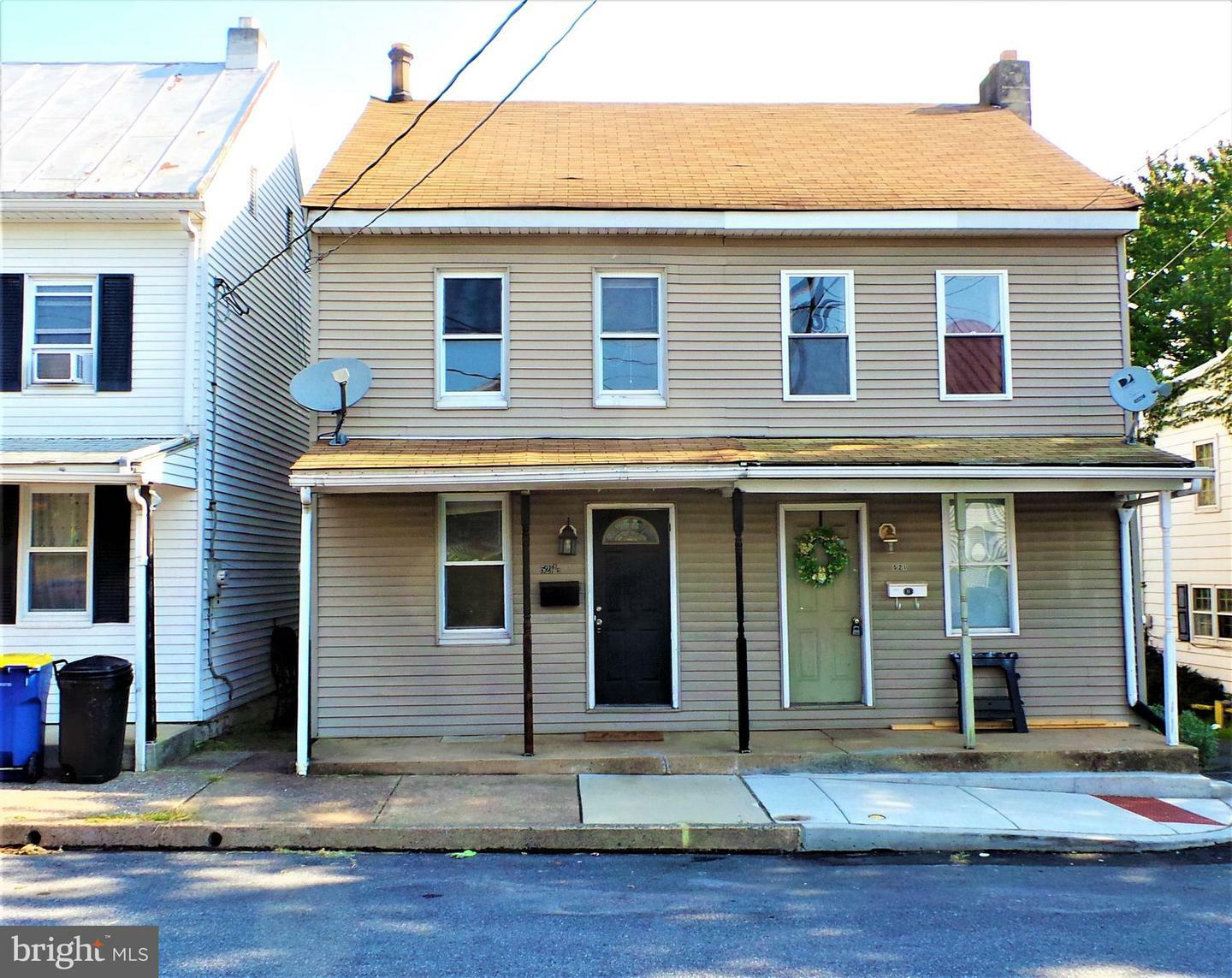 Property Photo:  521 1/2 Market Street  PA 17070 