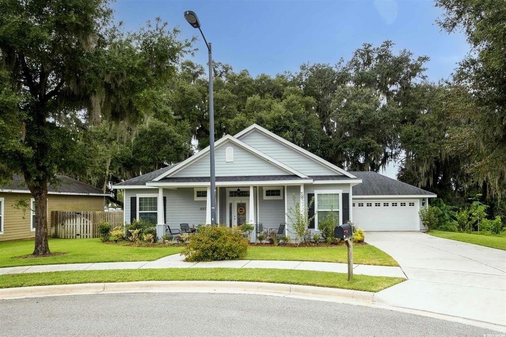 Property Photo:  16678 NW 168th Terrace  FL 32615 