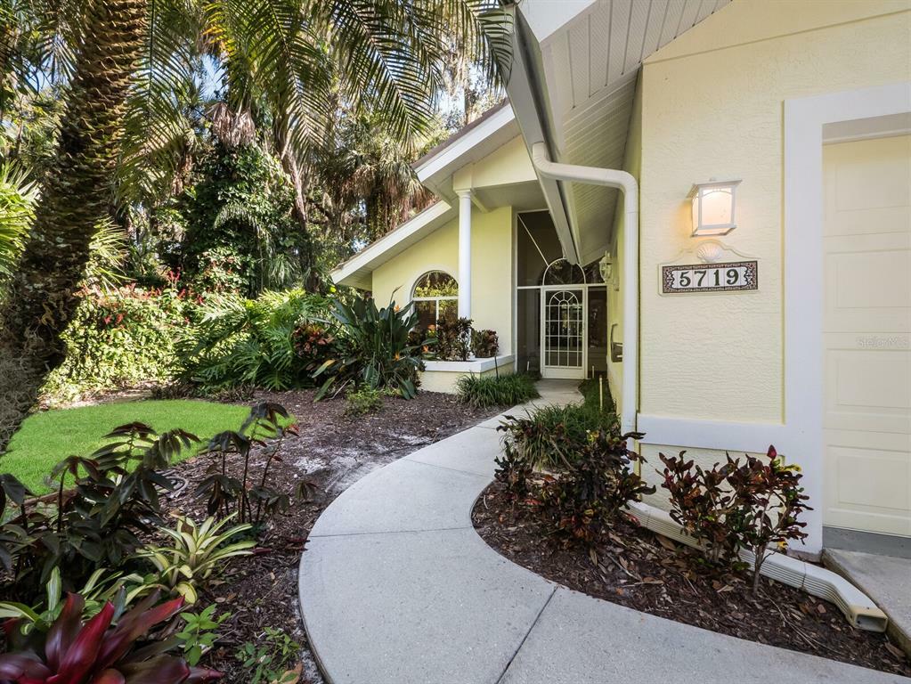Property Photo: 5719 Renzo Lane FL 34243