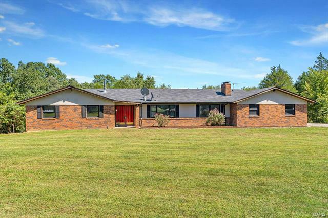 Property Photo:  8598 Chapel Hill Farms Road   63023 