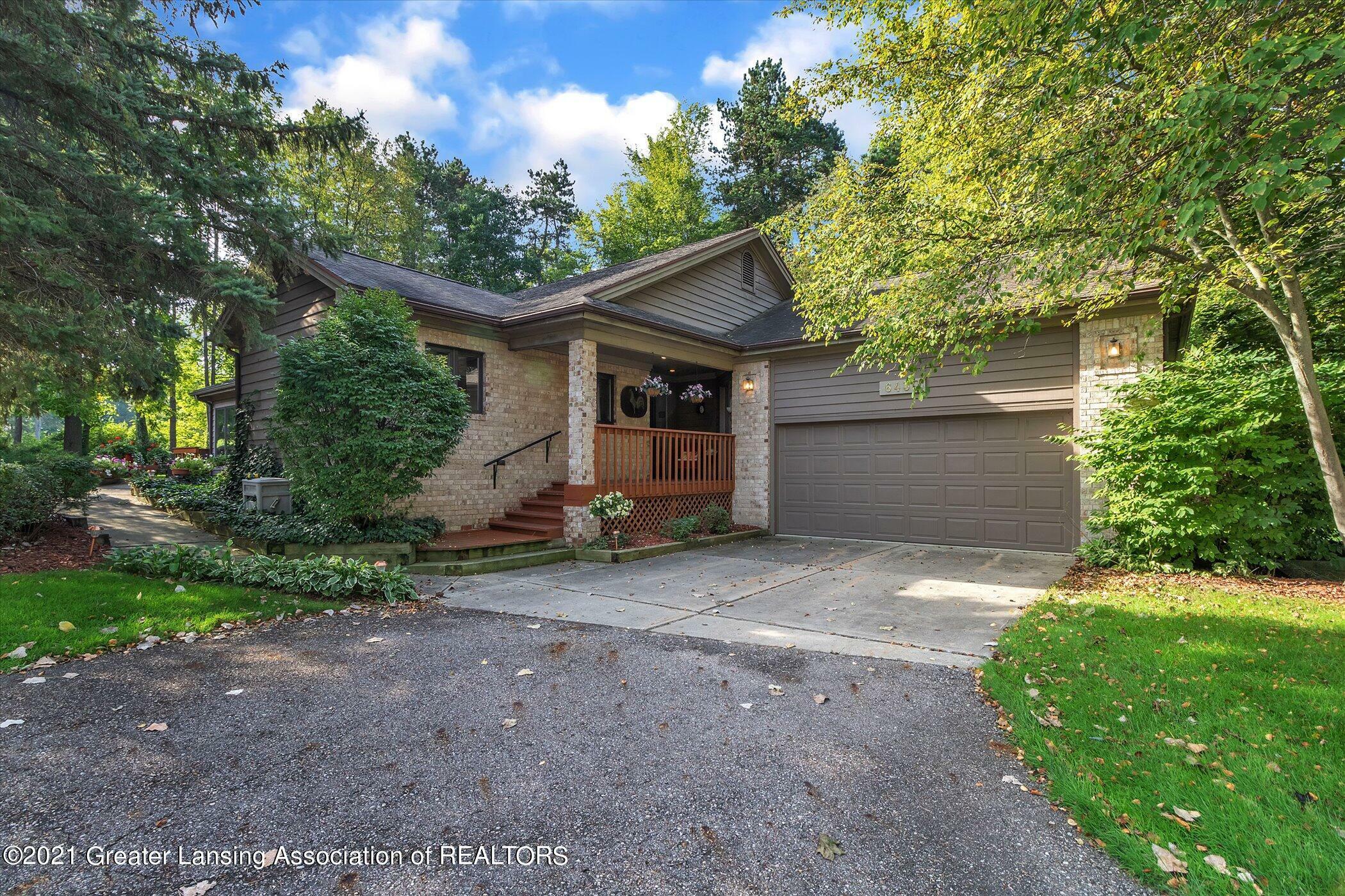 Property Photo:  6430 Timber View Drive  MI 48823 