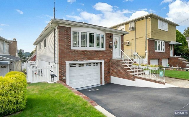 Property Photo:  37 Hillside Avenue  NJ 07032 