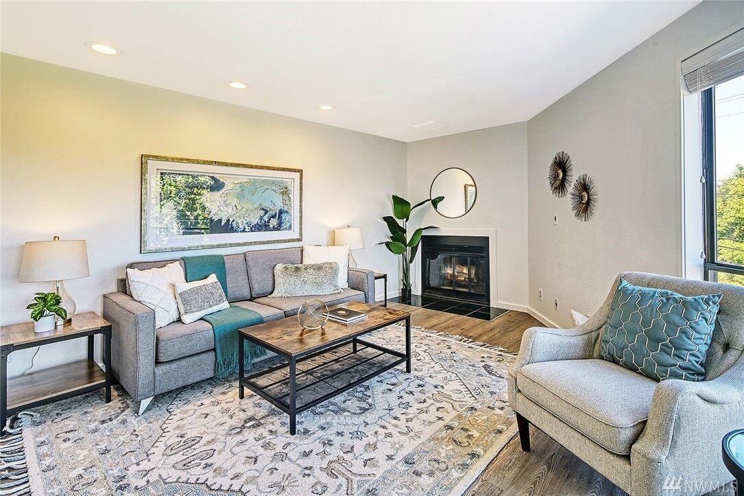 Property Photo:  4000 24th Ave W 301  WA 98199 