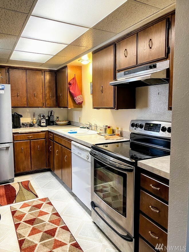 Property Photo: 407 Oregon St WA 98801