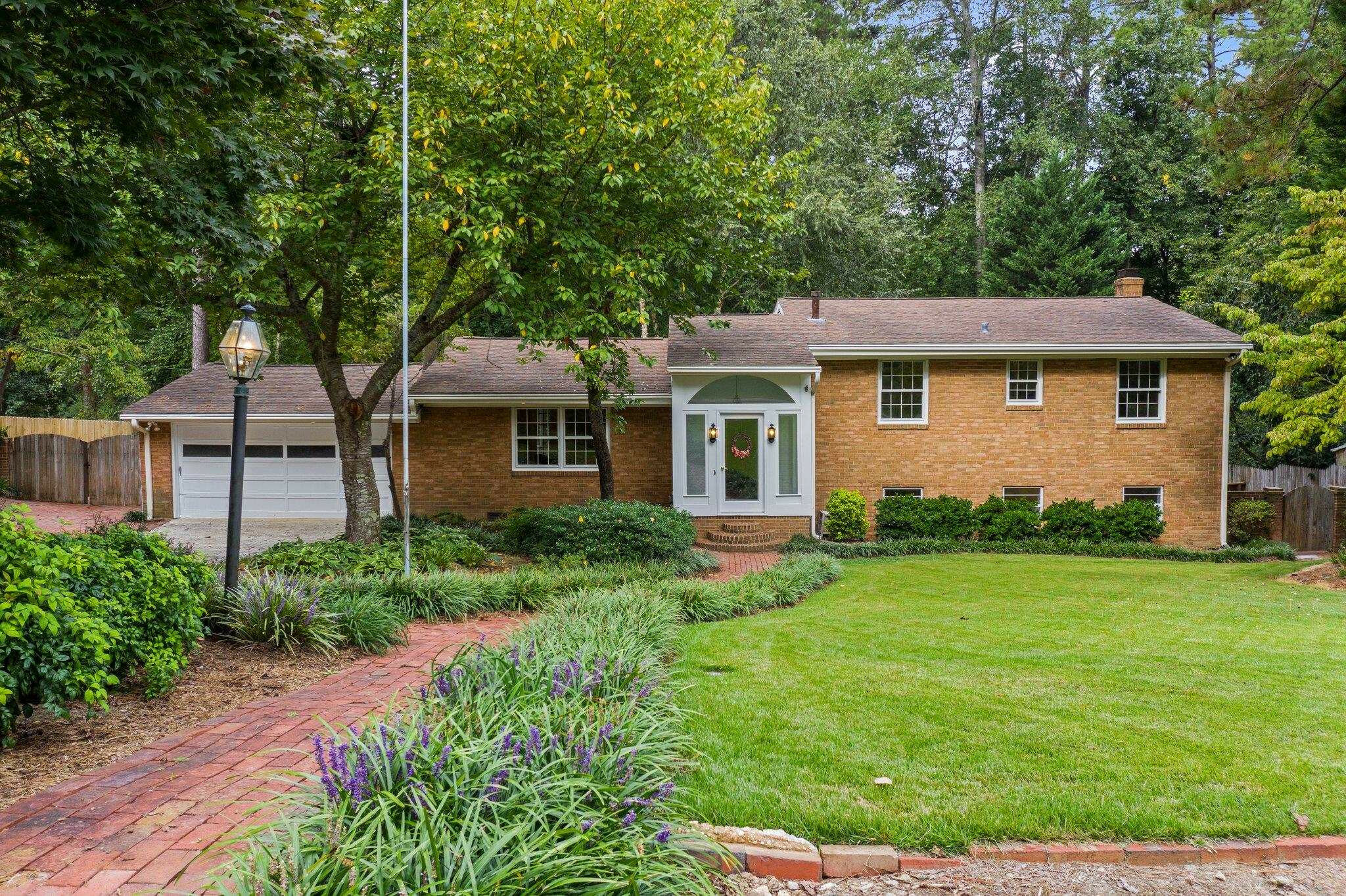 Property Photo:  4113 Huckleberry Drive  NC 27612 