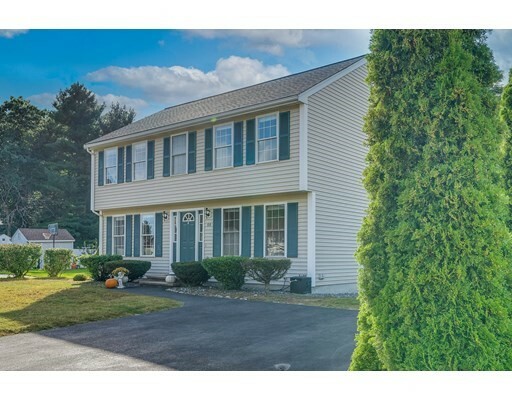 Property Photo: 66 Katherine Dr MA 01854