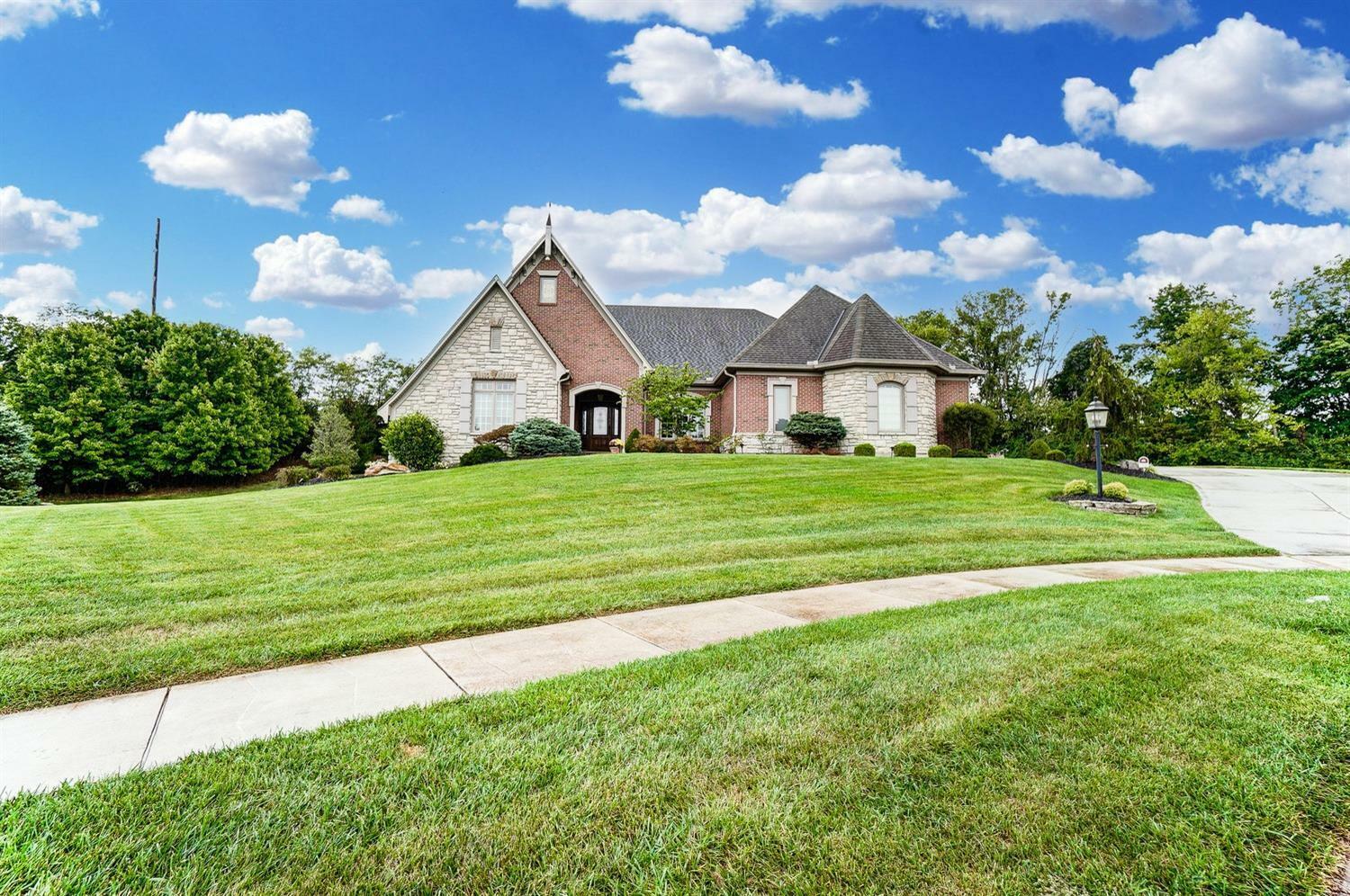 Property Photo: 1500 Jacks Way OH 45233