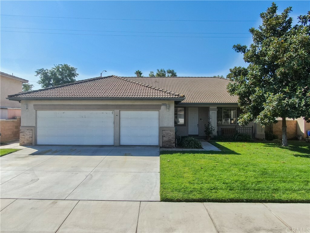 Property Photo: 12683 Norwegian Street CA 92880
