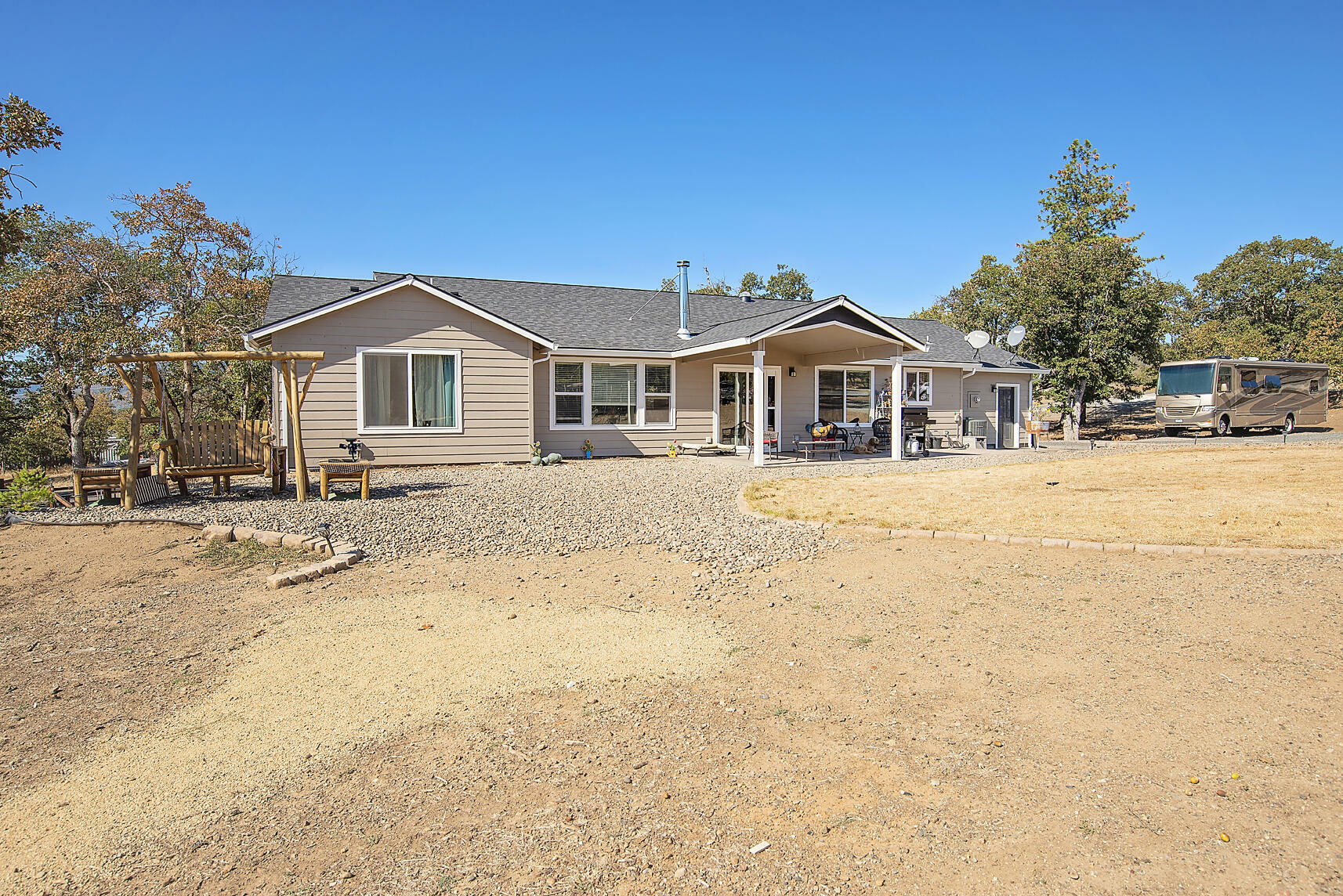 Property Photo:  3389 Valley Vista Drive  OR 97502 