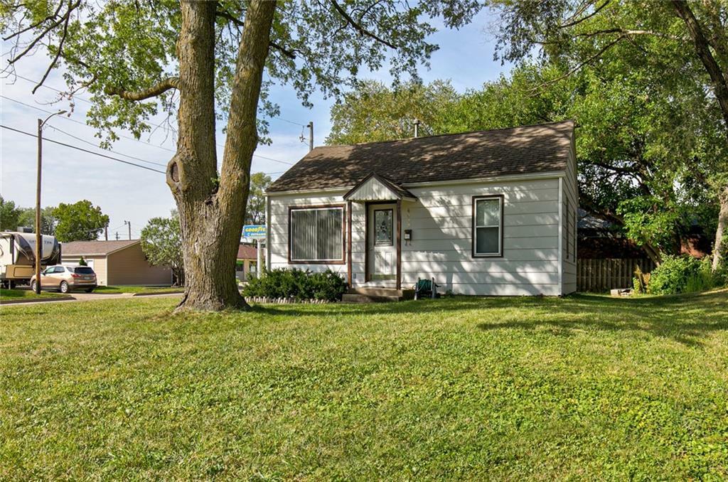 Property Photo:  4000 57th Street  IA 50310 