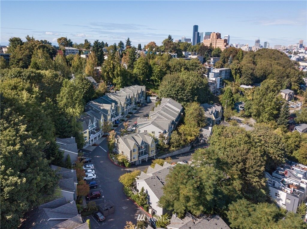 Property Photo: 1563 Cherrylane Avenue S WA 98144