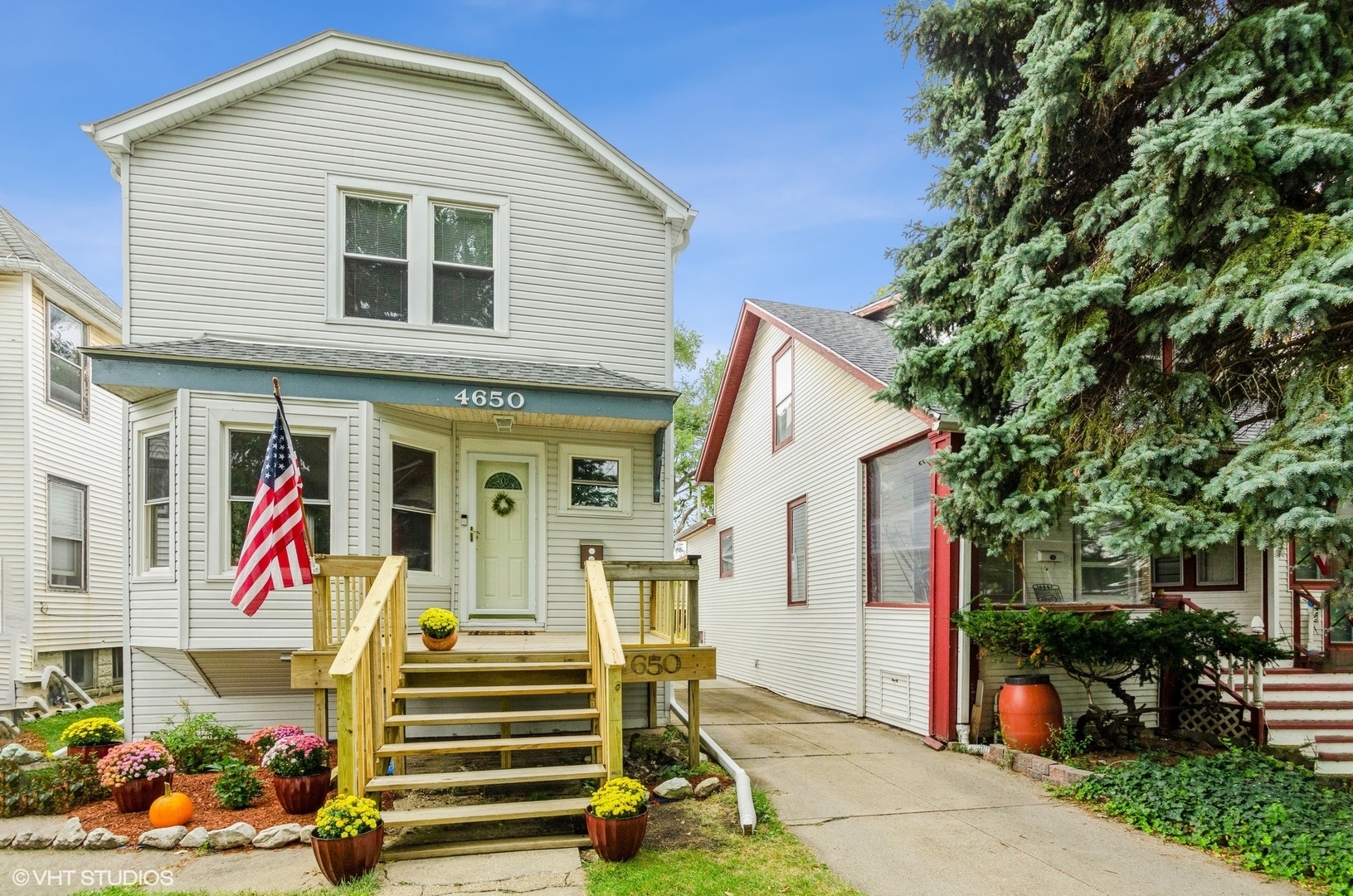 Property Photo: 4650 N Kilpatrick Avenue IL 60630