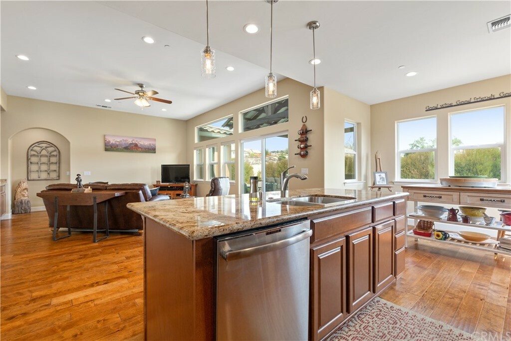 Property Photo:  2665 Edgewood Court  CA 93446 