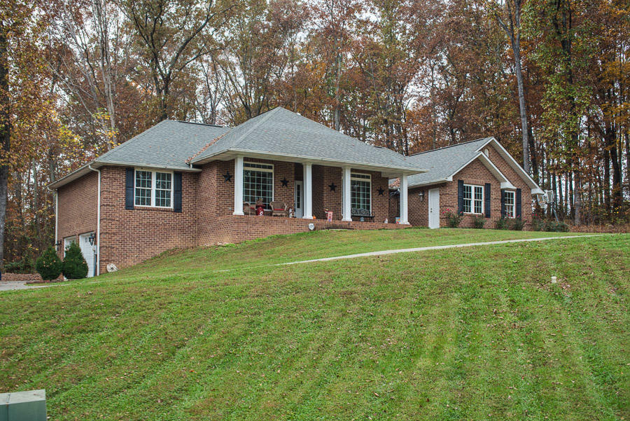 Property Photo:  1035 Seed Tick Rd  TN 37846 