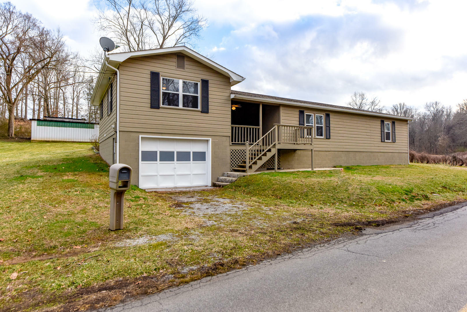 1022 Glover Rd  Rockford TN 37853 photo