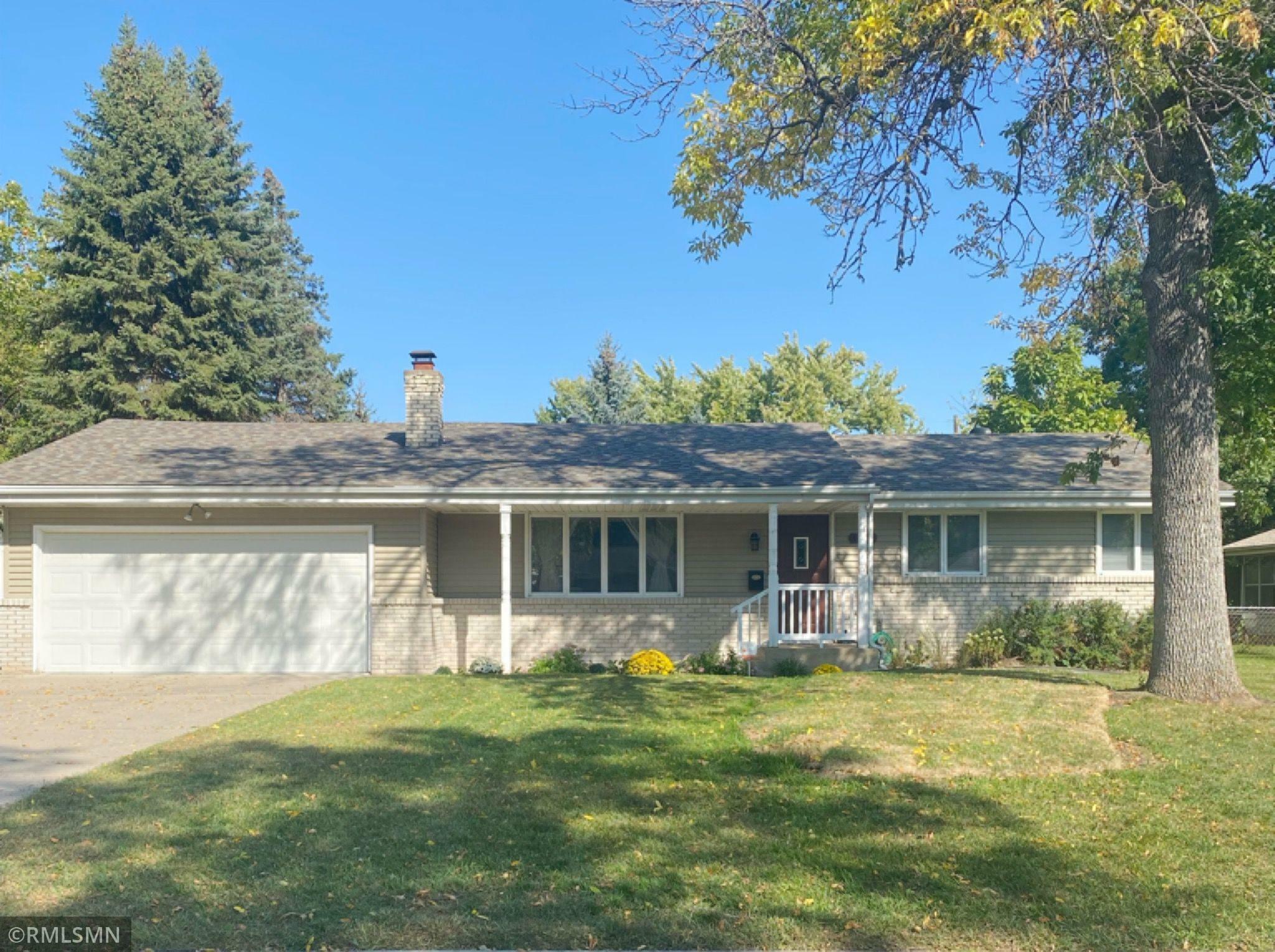 Property Photo:  1712 E 89th Street  MN 55425 