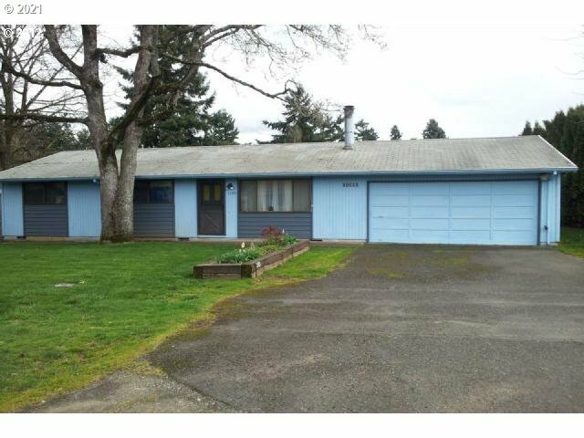 11303 NE Siskiyou St  Portland OR 97220 photo