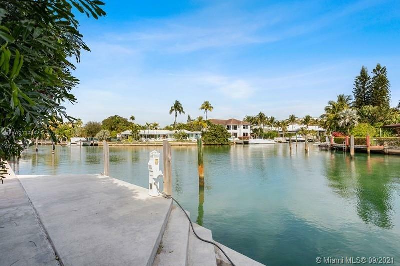 Property Photo: 1047 Mariner Dr FL 33149