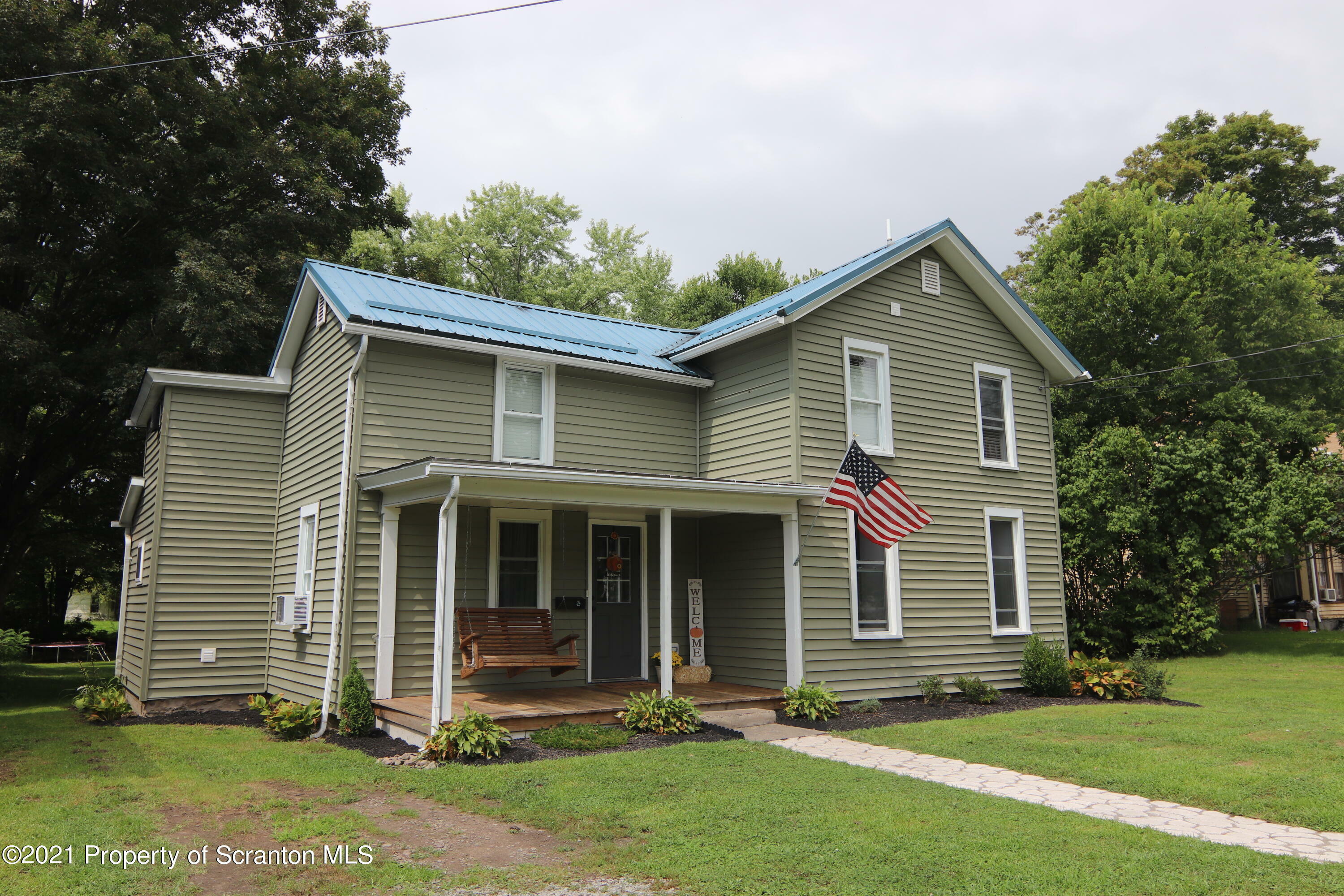 29 Maple Avenue  Tunkhannock PA 18657 photo