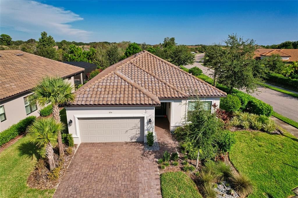 Property Photo:  9734 Highland Park Place  FL 34221