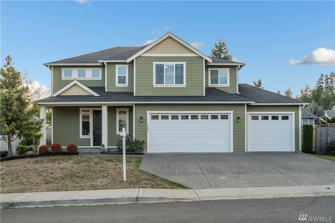 Property Photo: 11402 Ashton Ave E WA 98391