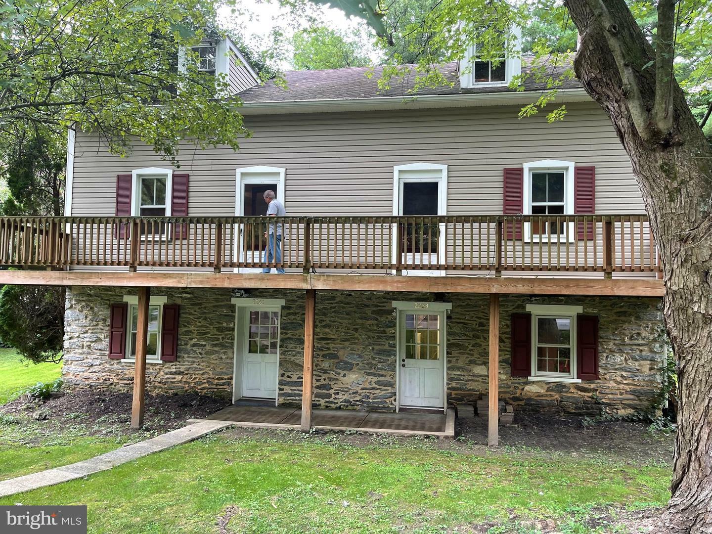 Property Photo:  2261 Hollinger Road  PA 17602 