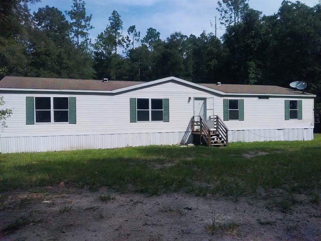 Property Photo: 131 SW Aries Place FL 32038