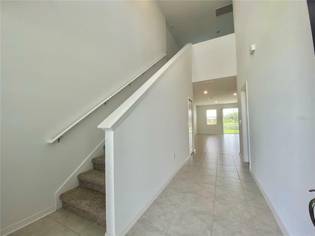 Property Photo:  11854 Brighton Knoll Loop  FL 33579 