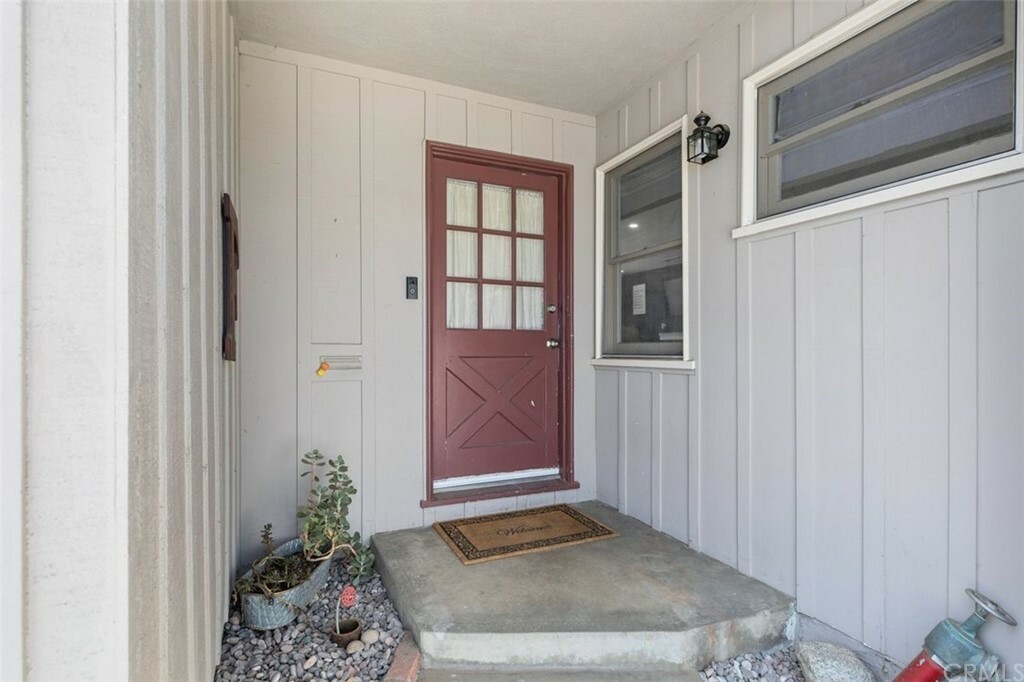 Property Photo:  205 S Janet Place  CA 92831 