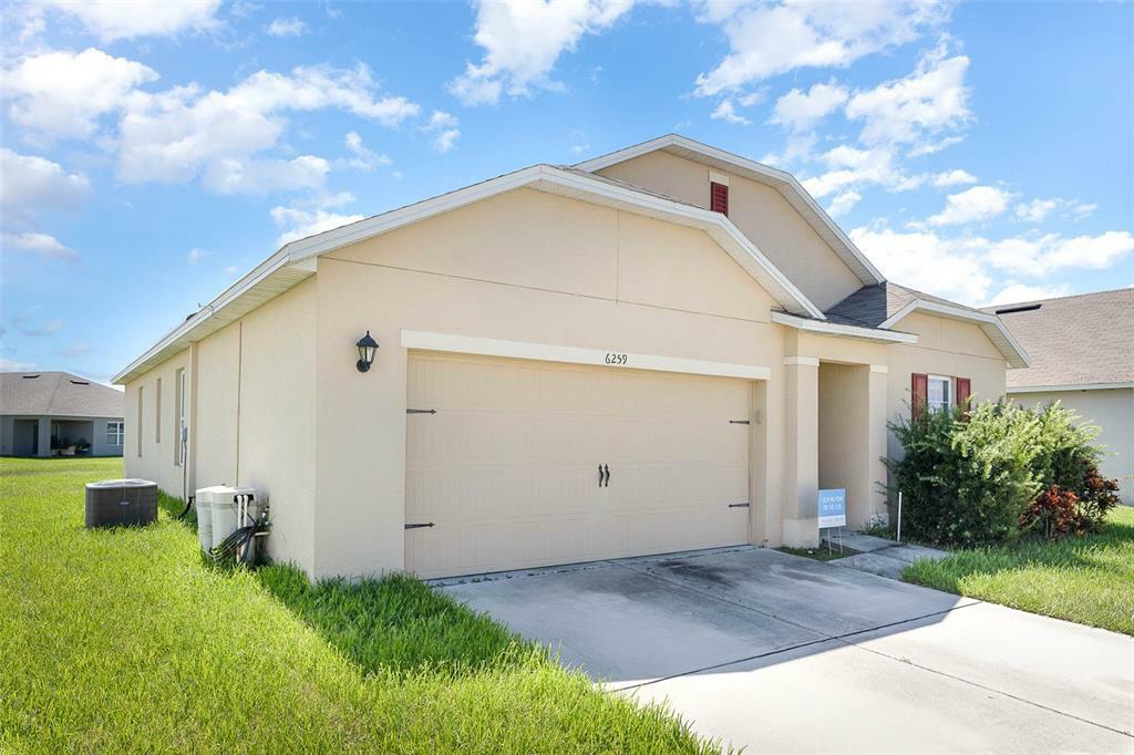 Property Photo:  6259 Water Lily Court  FL 33881 